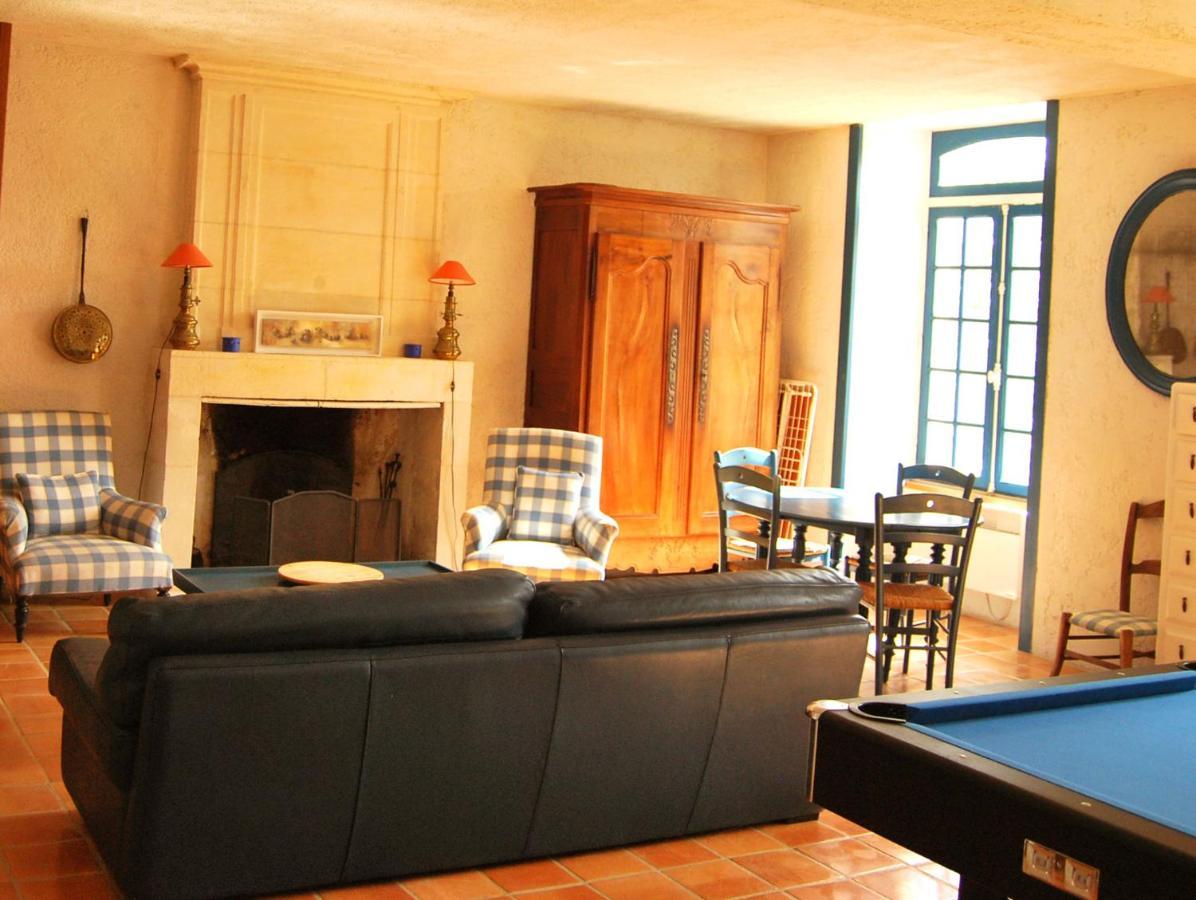Logis De Chenac - Chambres Et Table D'Hotes Chenac Saint Seurin d'Uzet Екстериор снимка
