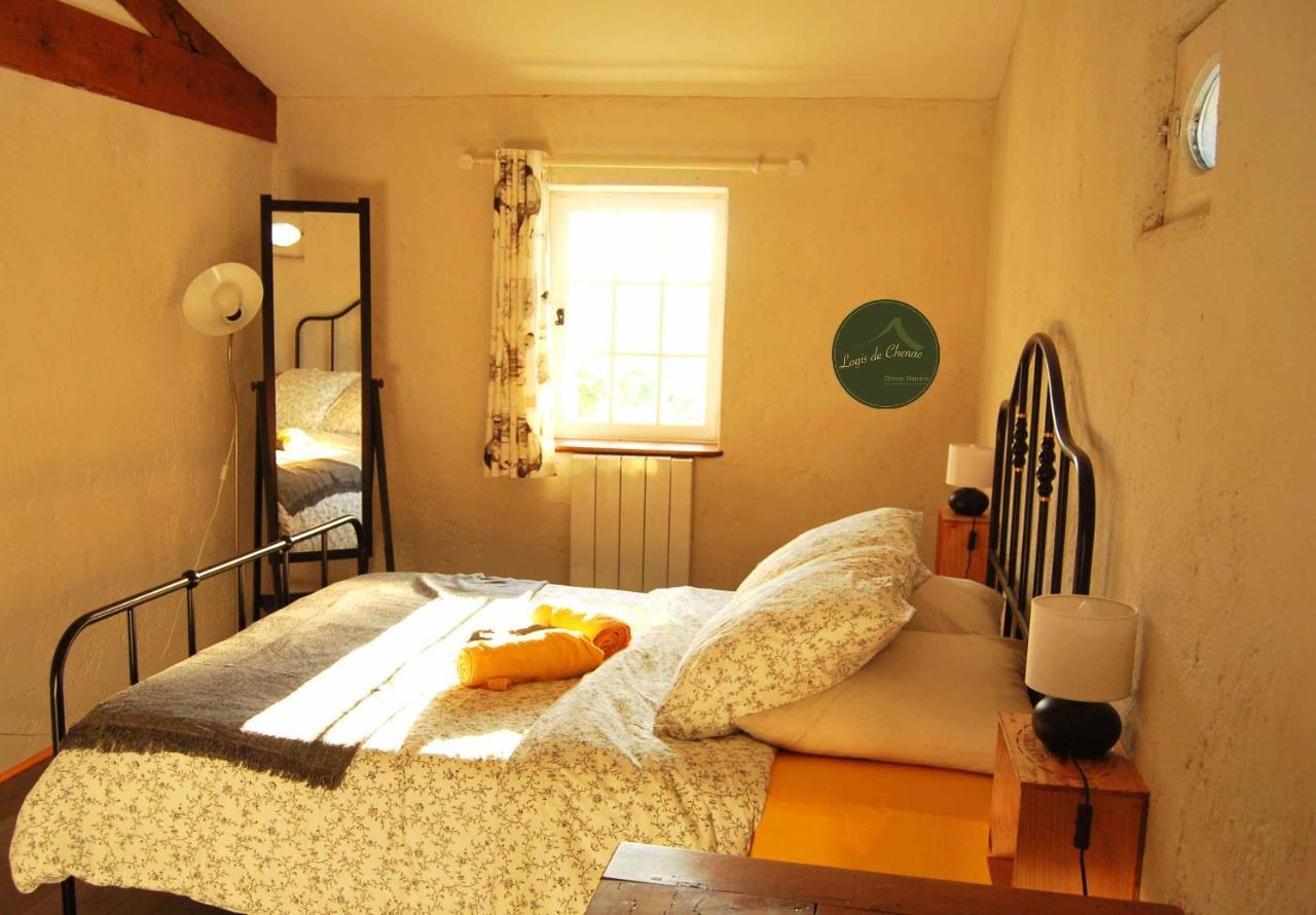 Logis De Chenac - Chambres Et Table D'Hotes Chenac Saint Seurin d'Uzet Екстериор снимка